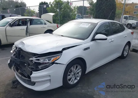 2016 Kia Optima Lx z USA, uszkodzony, nr VIN KNAGT4L39G5094635